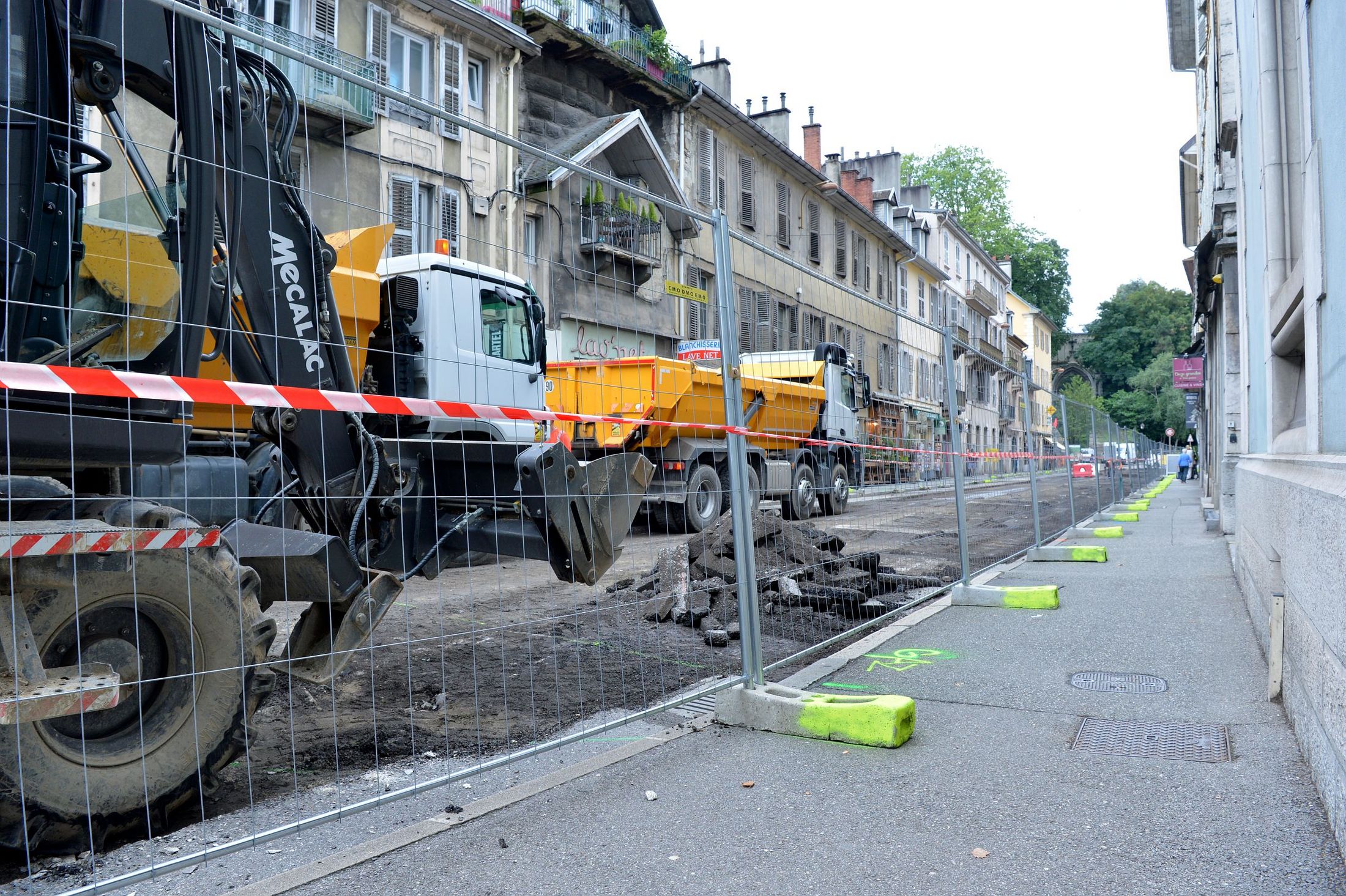 Travaux rue Jean-Pierre Veyrat à Chambéry.