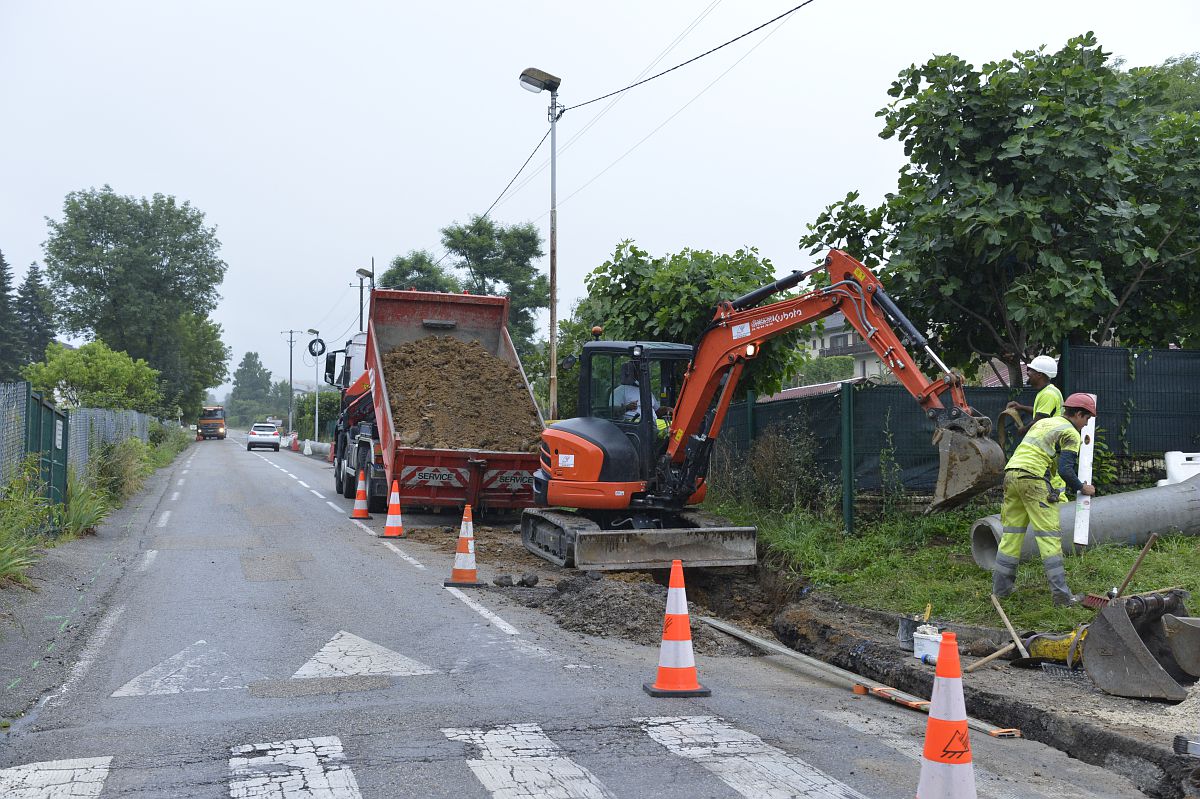 Travaux de voirie. Avenue de la Grande Chartreuse.