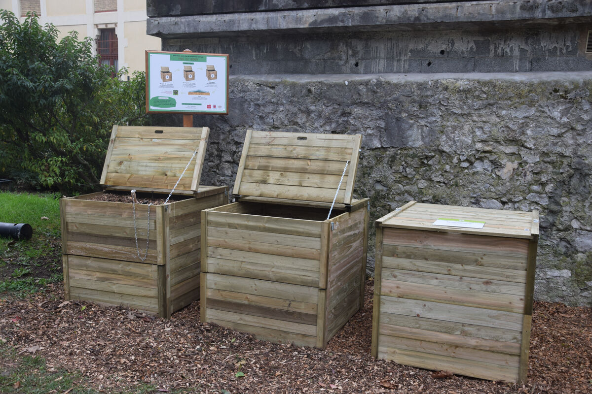 Inauguration du site de compostage partagé du jardin du Vernay à Chambéry.