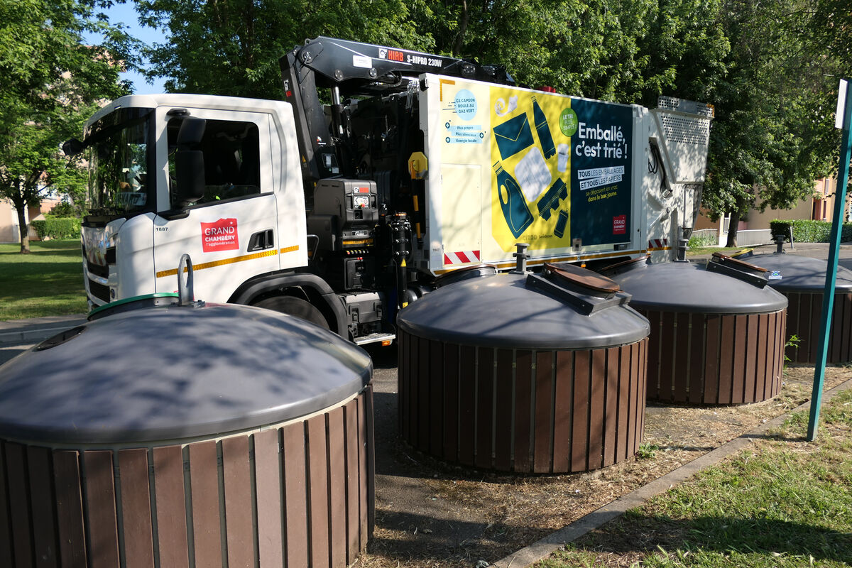 Camion de collecte des déchets